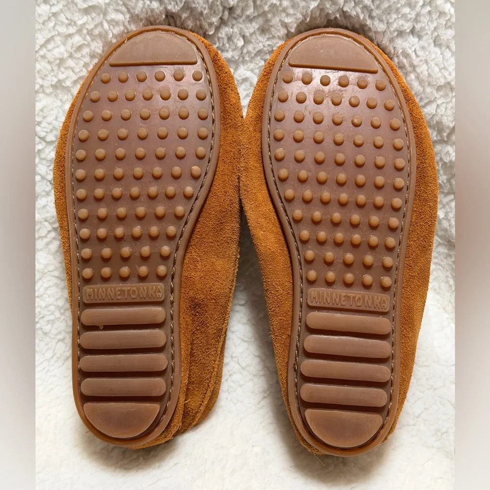 Minnetonka Kid’s Kilty Softsole Suede Leather Comfort Moccasins Tan Size 3